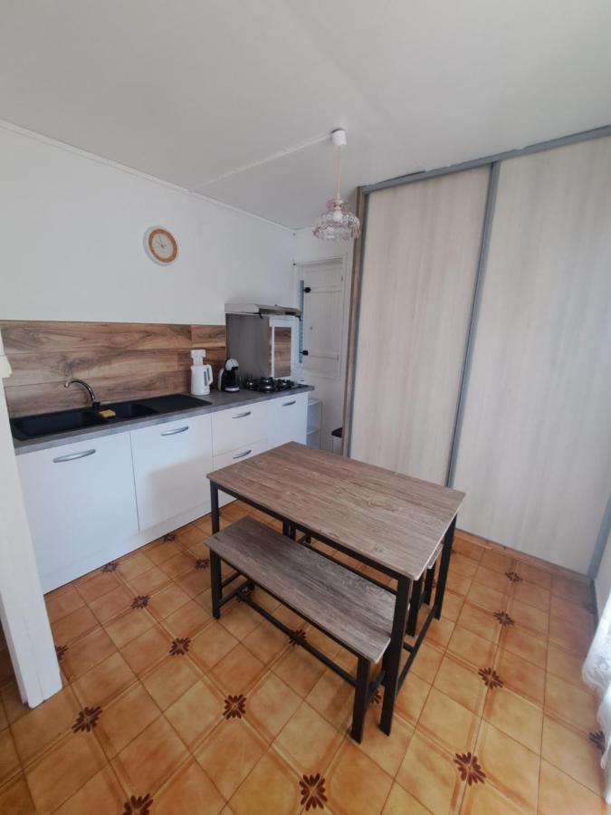 T1 Tout Confort Saint-Denis Luaran gambar